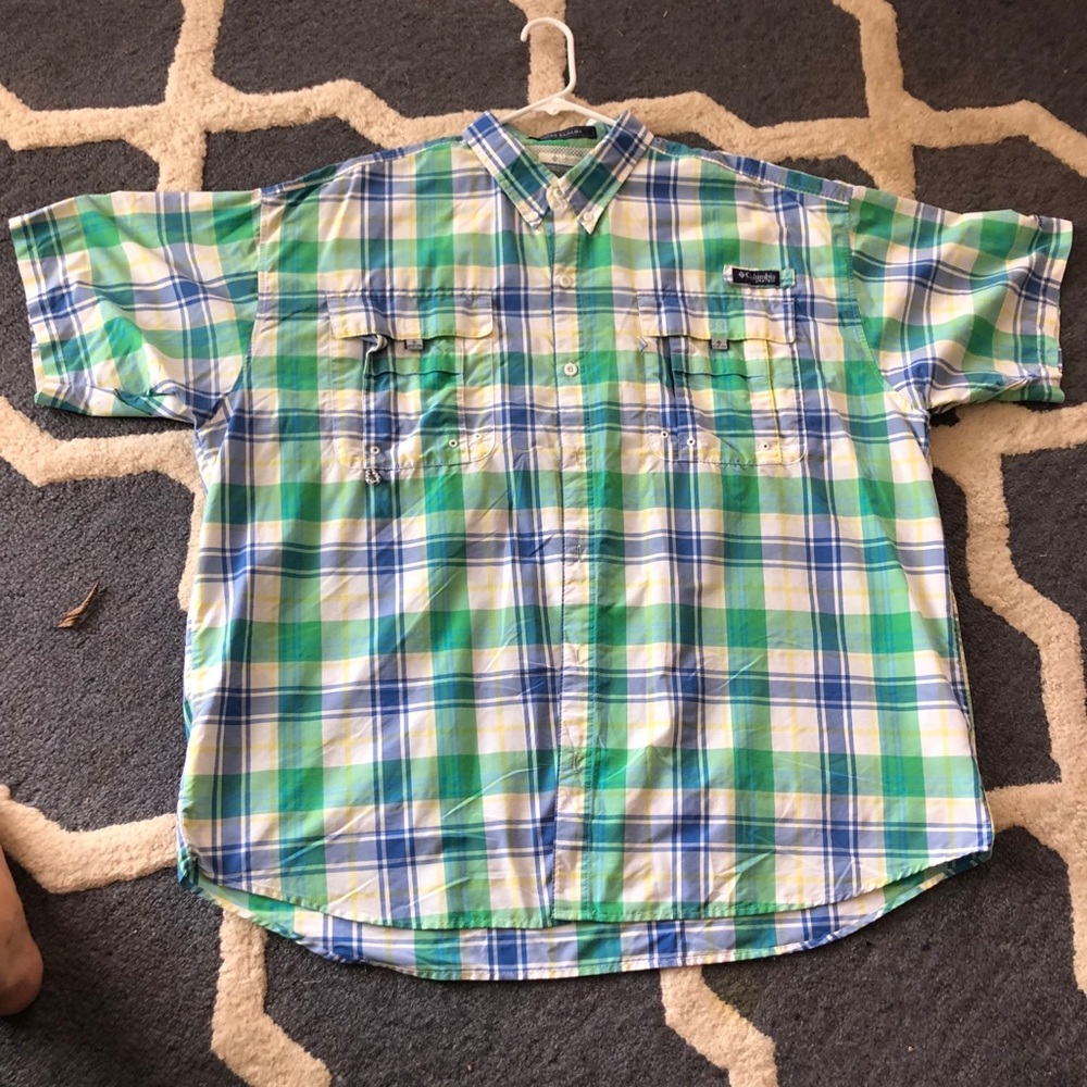 🚨SOLD🚨 Columbia PFG short sleeve button down